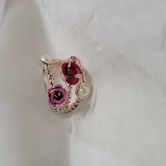 Silver and roses ring - Picture 4 of 4